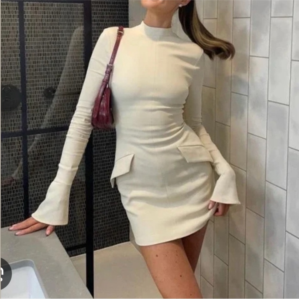 House of CB Mahalia Vintage Cream Mini Dress‎ Mock Neck Long Flare Sleeve Mens S